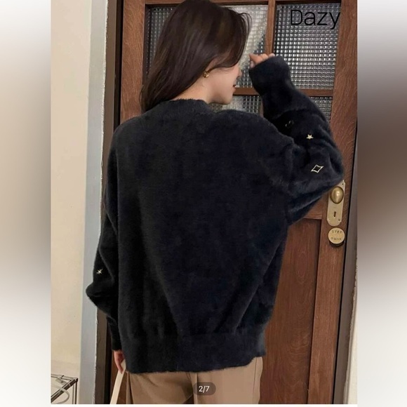 Dazy Christmas Embroidered Mock Neck Drop Shoulder Fluffy Knit Sweater Sz L NWOT - Picture 6 of 16